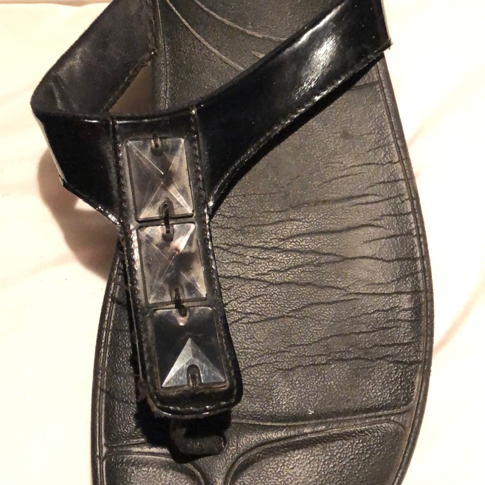 Women’s size 9 Fitflops - Picture 2 of 5
